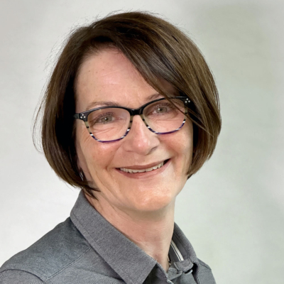 Angelika Pütz, Mitarbeiterin Administration